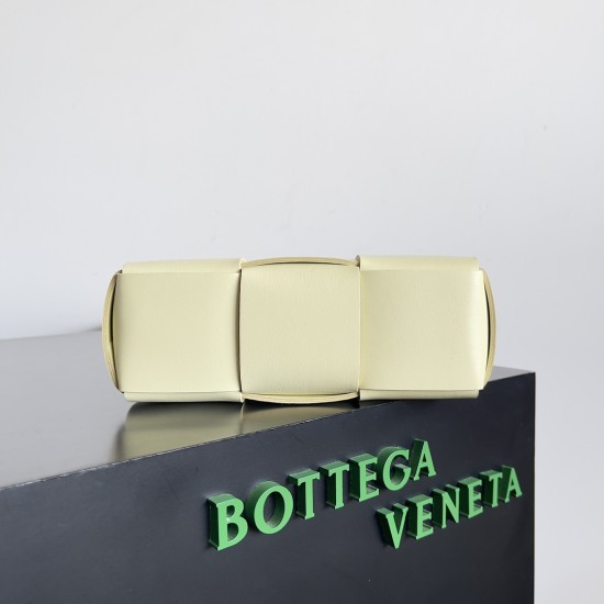 Bottega Veneta Mini Arco Tote