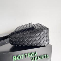 Bottega Veneta Cobble Bottega Veneta Cobble