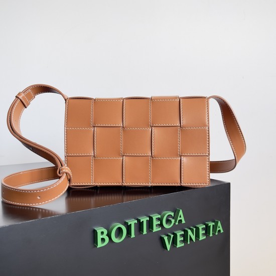 Bottega Veneta Cassette