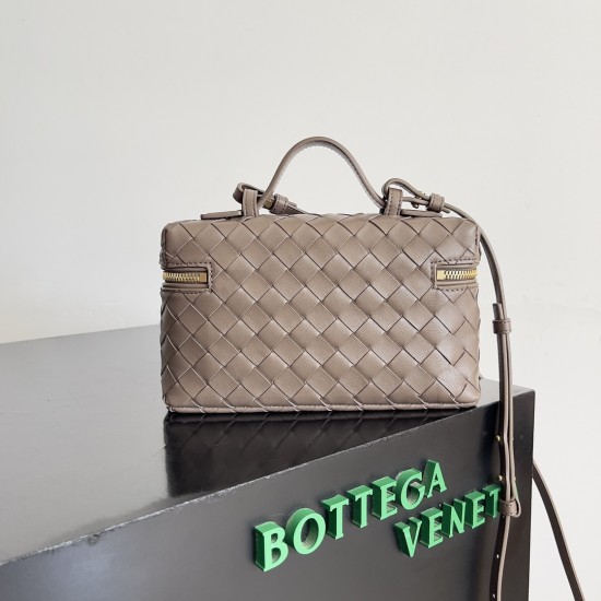 Bottega Veneta Bang Bang