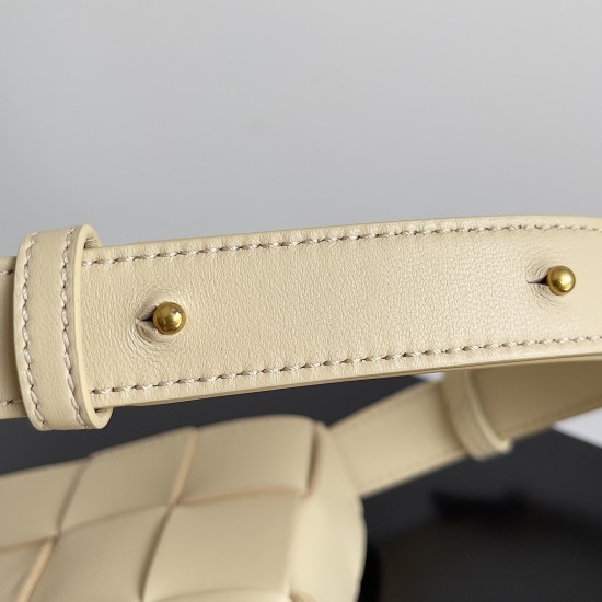 Bottega Veneta Cassette