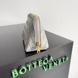 Bottega Veneta Intrecciato Small Beauty Pouch