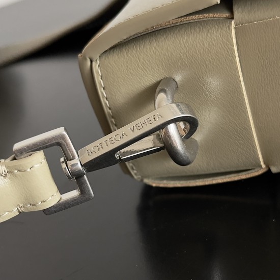 Bottega Veneta Cassette