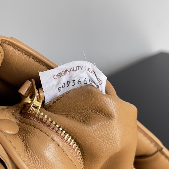 Bottega Veneta Cassette Bottega Veneta Cassette