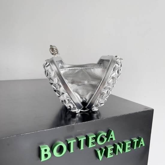 BottegaVeneta Knot Dinner bag
