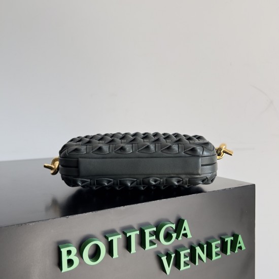 BottegaVeneta Knot Dinner bag