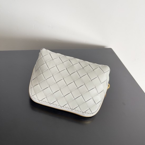 Bottega Veneta Intrecciato Small Beauty Pouch