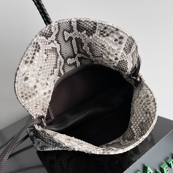 Bottega Veneta Liberta