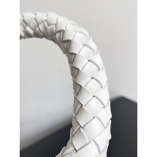 Bottega Veneta Cabat Bucket