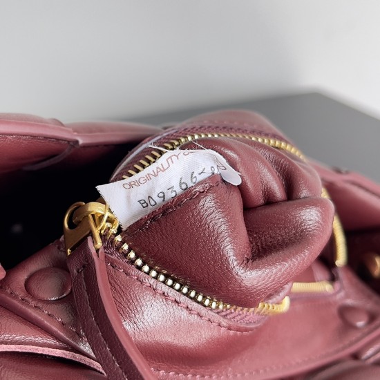 Bottega Veneta Cassette Bottega Veneta Cassette