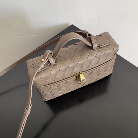 Bottega Veneta Bang Bang