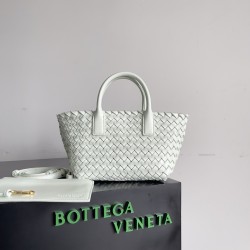 Bottega Veneta Mini Cabat