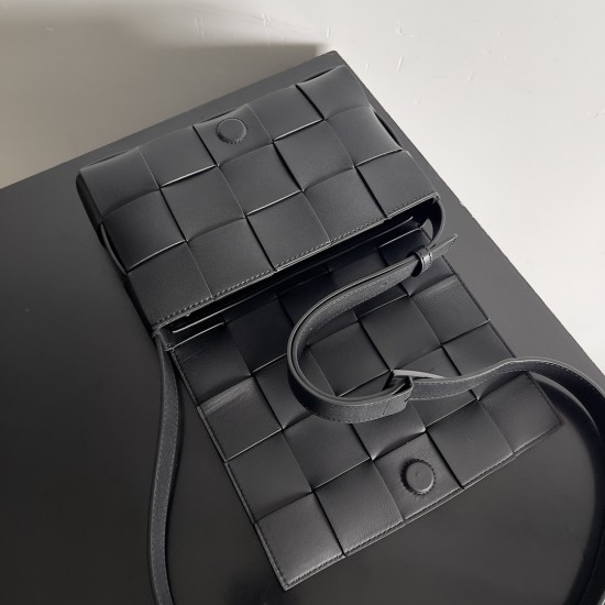 Bottega Veneta Cassette