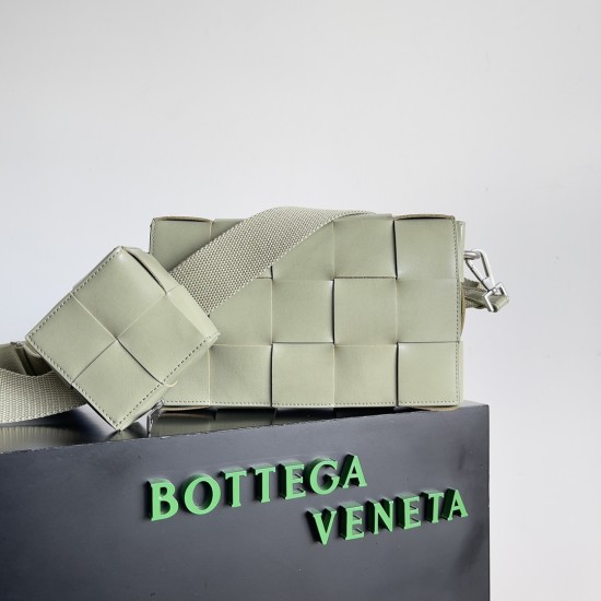 Bottega Veneta Cassette