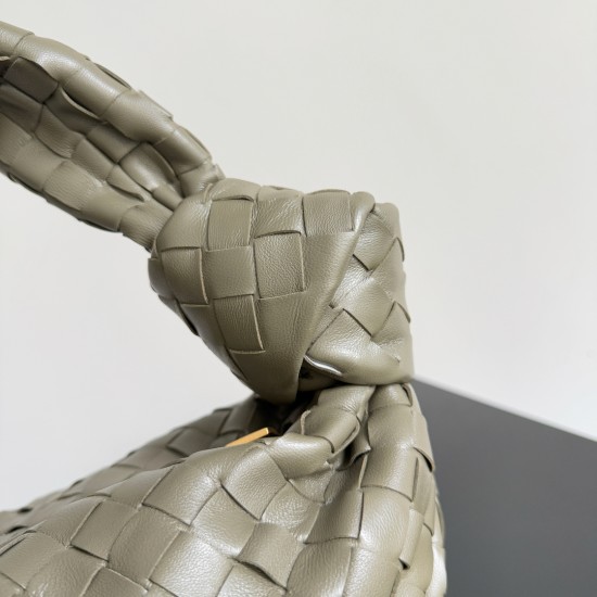 Bottega Veneta Classic Jodie