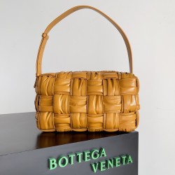 Bottega Veneta Cassette