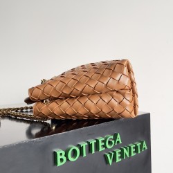 Bottega Veneta Small Andiamo Chain