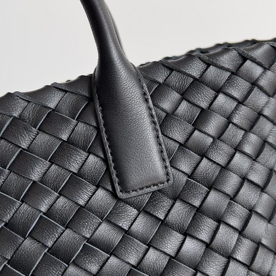 Bottega Veneta Mini Cabat