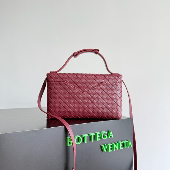 Bottega Veneta Knot Lock