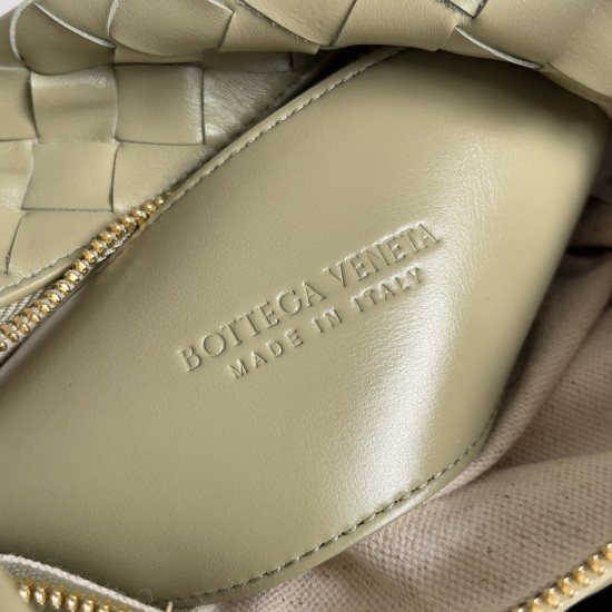 Bottega Veneta Top Handle Loop