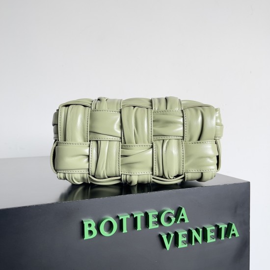 Bottega Veneta Cassette