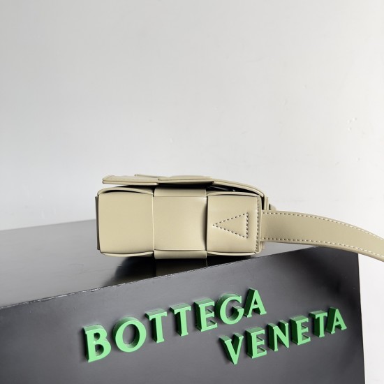 Bottega Veneta Cassette