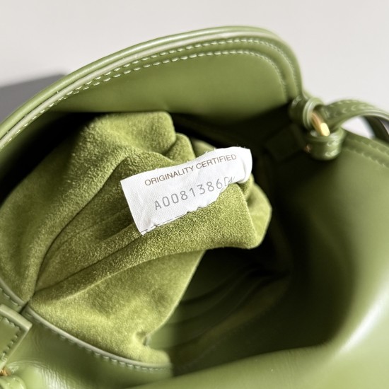 Bottega Veneta Baby Liberta