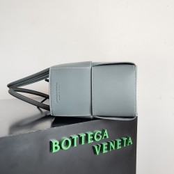 Bottega Veneta Arco Tote Bag
