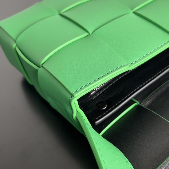 Bottega Veneta Cassette