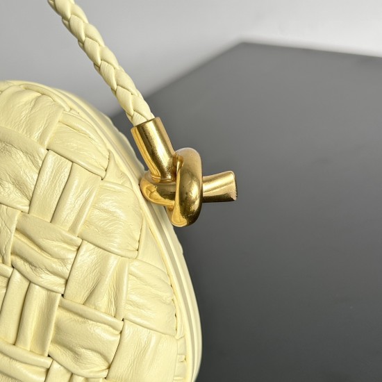 BottegaVeneta Knot Dinner bag