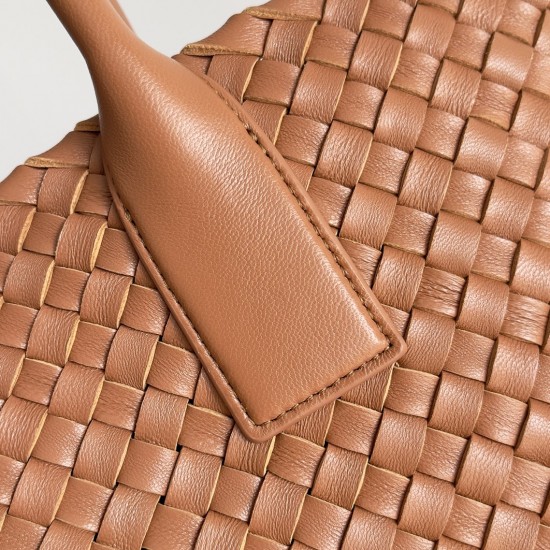 Bottega Veneta Medium Cabat