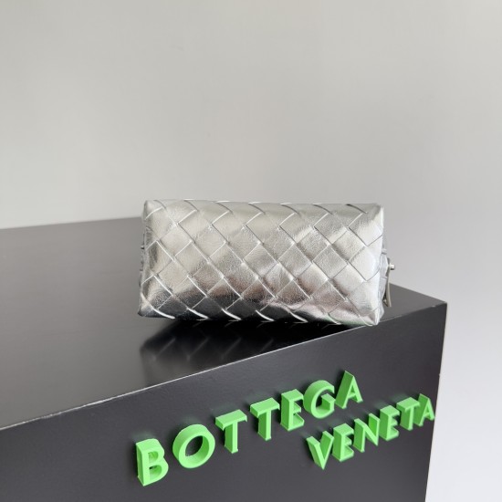 Bottega Veneta Intrecciato Small Beauty Pouch