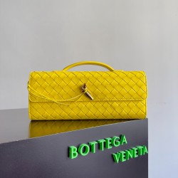 Bottega Veneta Andiamo Clutch Bottega Veneta Andiamo Clutch