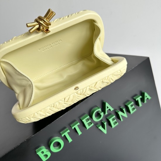 BottegaVeneta Knot Dinner bag