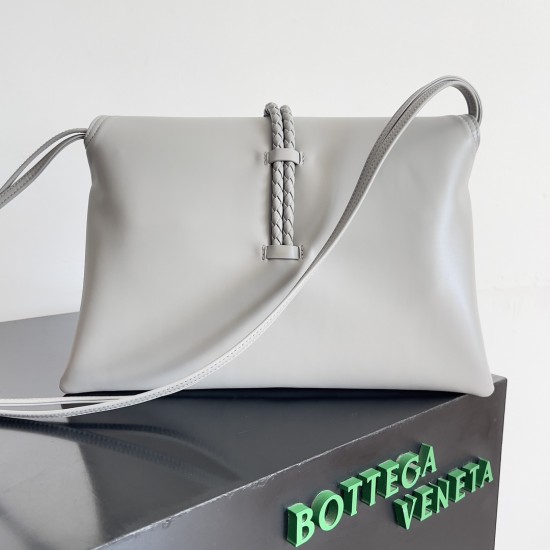 Bottega Veneta Liberta