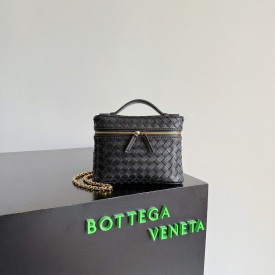 Bottega Veneta Soft Vanity