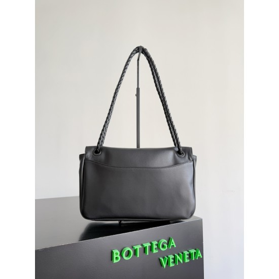 Bottega Veneta Madison