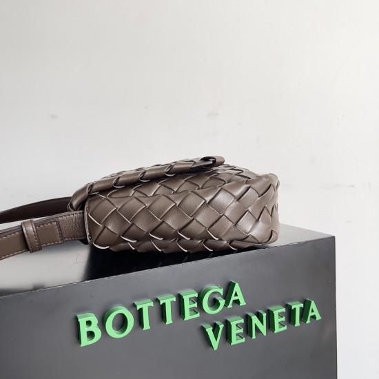 Bottega Veneta Cobble Bag