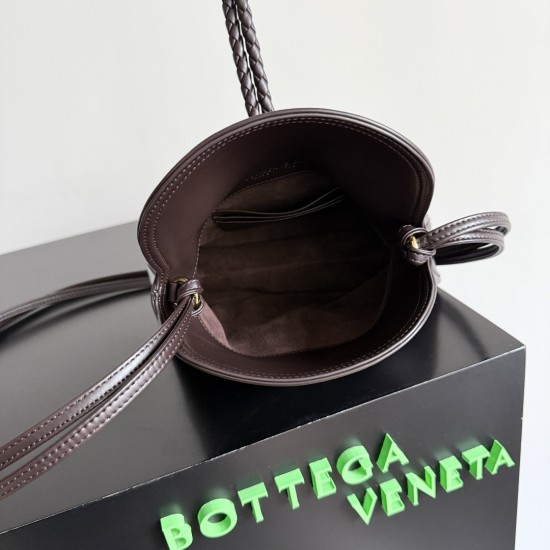 Bottega Veneta Baby Liberta
