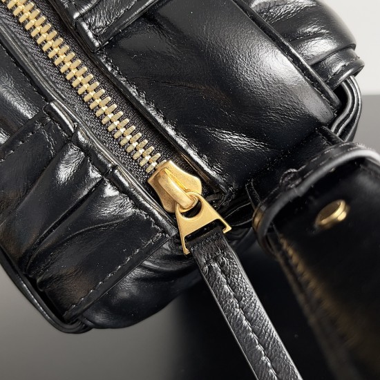 Bottega Veneta Cassette Bottega Veneta Cassette