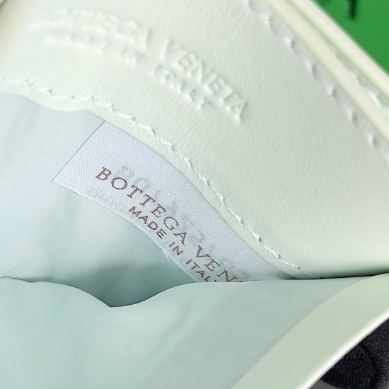 Bottega Veneta Intrecciato Credit Card Case