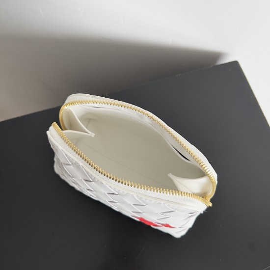Bottega Veneta Intrecciato Small Beauty Pouch