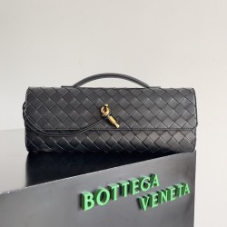 Bottega Veneta Andiamo Clutch Bottega Veneta Andiamo Clutch