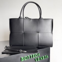 Bottega Veneta Arco Tote Bag