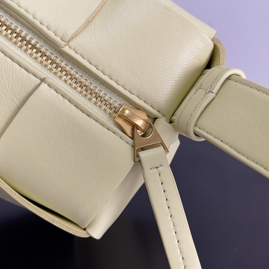 Bottega Veneta Cassette