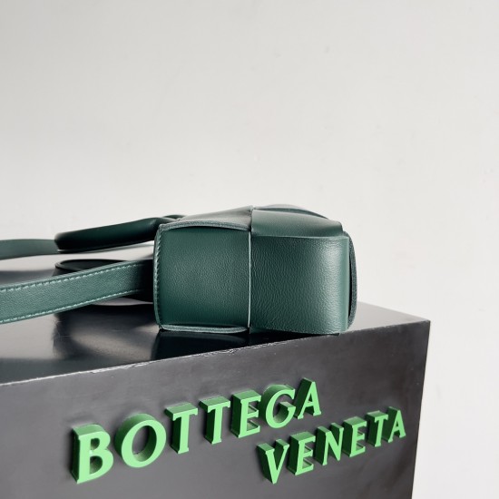 Bottega Veneta Arco Tote Bag