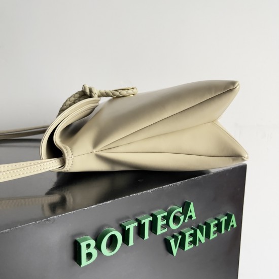 Bottega Veneta Liberta