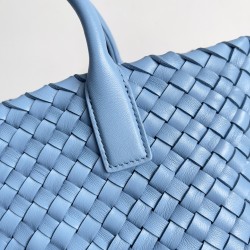 Bottega Veneta Mini Cabat