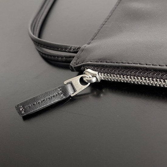 Bottega Veneta Arco Tote Size：30*20*11.5cm