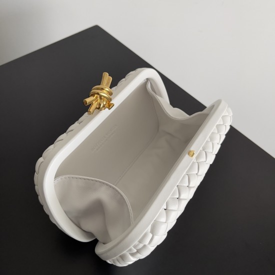 BottegaVeneta Knot Dinner bag